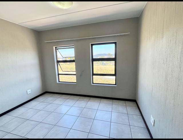 2 BEDROOM APARTMENT FOR SALE IN BARBEQUE DOWNS